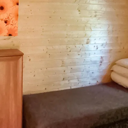 2 Bedroom Pet Friendly In *