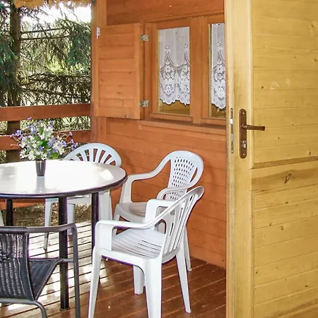 2 Bedroom Pet Friendly In *